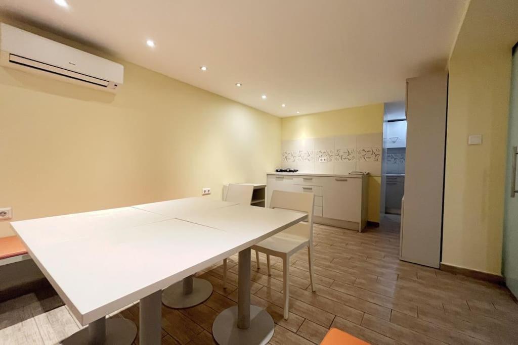 Central Budapest- Podmaniczky Unit 1 Apartment Ngoại thất bức ảnh